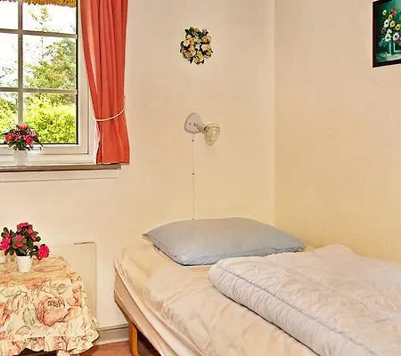펜션 Four-bedroom Holiday In 18 Ulfborg