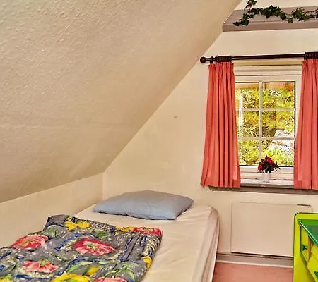 Four-bedroom Holiday In 18 Ulfborg
