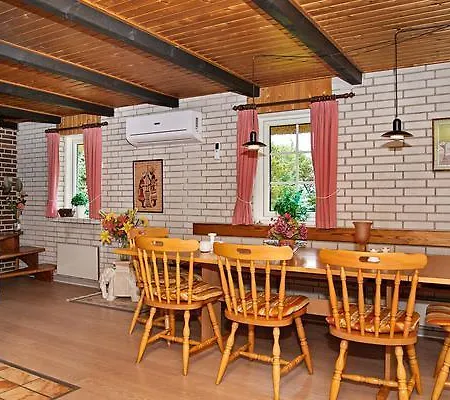 Four-bedroom Holiday In 18